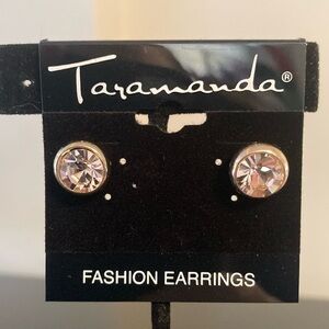 Taramanda Silver Stud Earrings